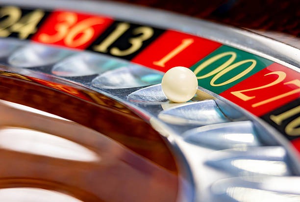 Mobile payment interface showing QRIS, DANA, and OVO deposit options on hondatoto togel